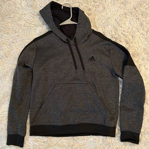 ADIDAS Women’s Heather Grey and Black Sweatshirt (L)